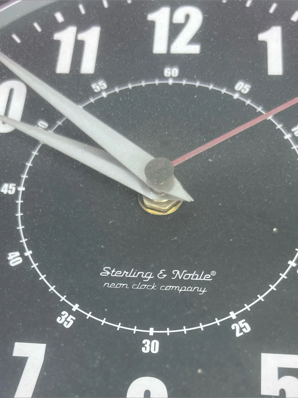 Sterling & Noble Neon Retro Hanging Wall Clock Pink Analog Quartz Plastic (READ)